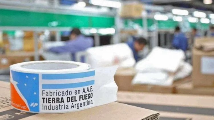 Revolución en Tierra del Fuego: Los Secretos para Comprar Celulares Baratos al Estilo Amazon