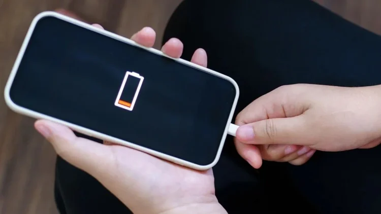 ¡Sorpresa! Cuatro Ideas Creativas para Reutilizar ese Celular Viejo que Tenés Guardado