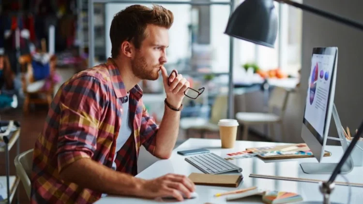 ¡Impactante! Descubrí cuánto ganará un Community Manager en Argentina en 2025: La cifra que revoluciona el mercado laboral